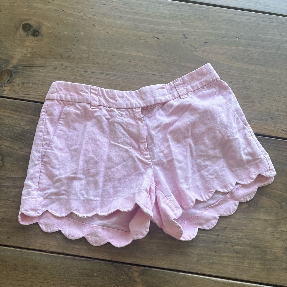 J crew scalloped hem shorts.